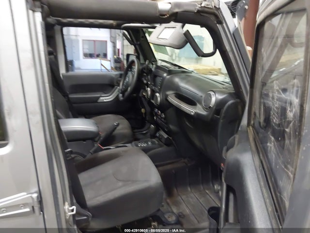 1C4BJWDG9FL518678 Jeep Wrangler