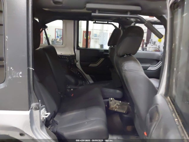 1C4BJWDG9FL518678 Jeep Wrangler