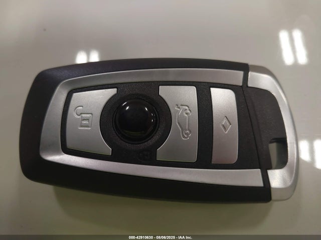 WBA3C1C57EK117388 BMW 2014