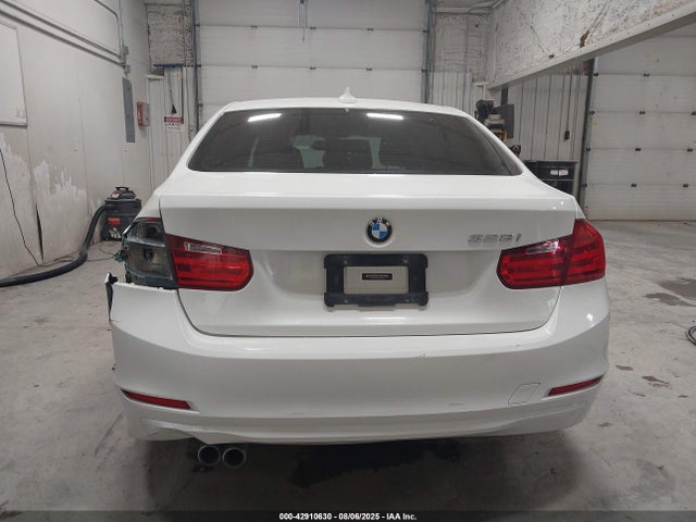 WBA3C1C57EK117388 BMW 2014