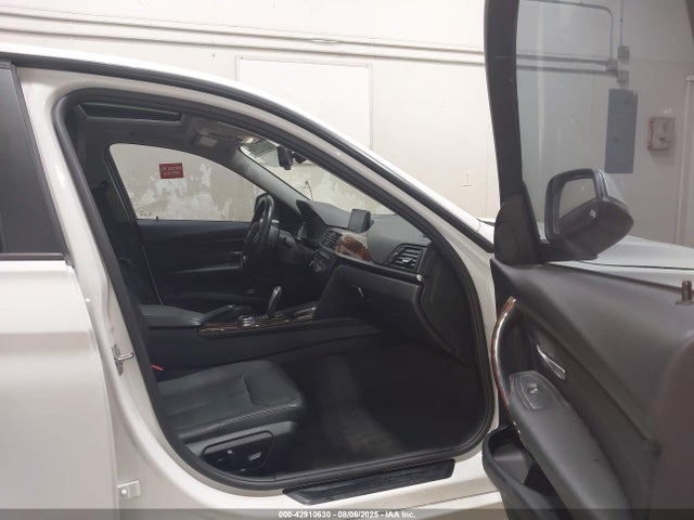 WBA3C1C57EK117388 BMW 2014