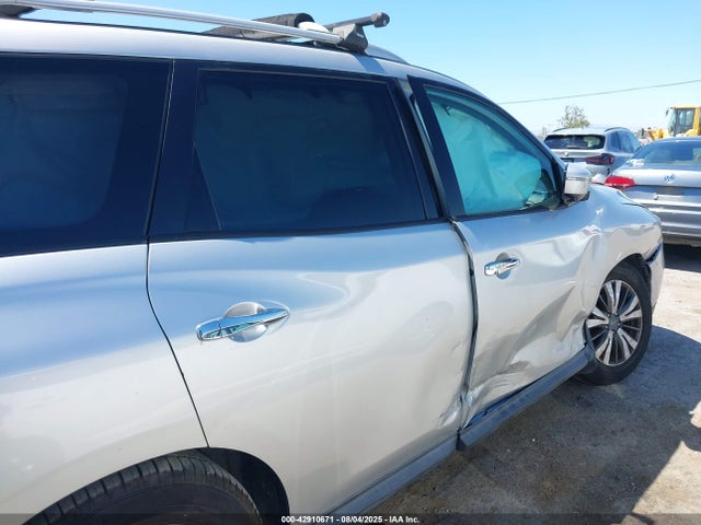 5N1DR2MM7HC677262 Nissan Pathfinder