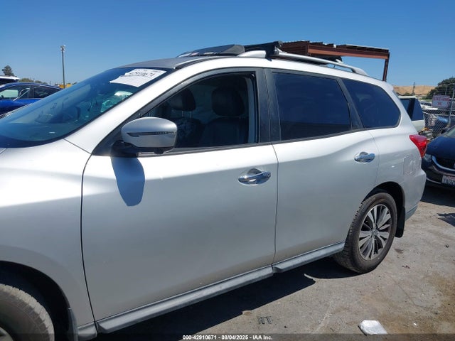 5N1DR2MM7HC677262 Nissan Pathfinder