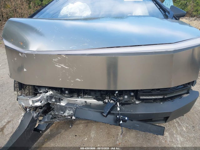 2025 TESLA CYBERTRUCK 7G2CEHEE3SA061973 Photo 9