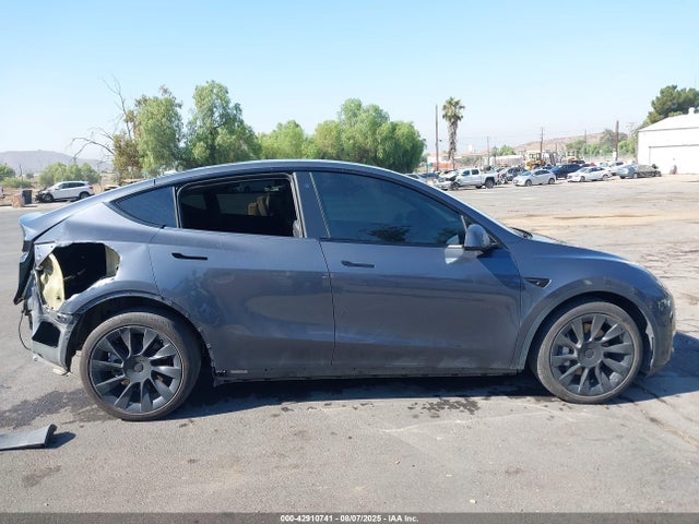 7SAYGDEE0PA128759 Tesla 2023