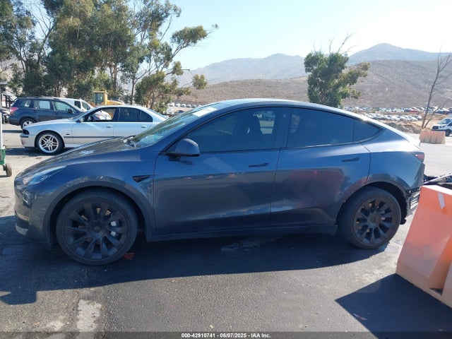 7SAYGDEE0PA128759 Tesla 2023