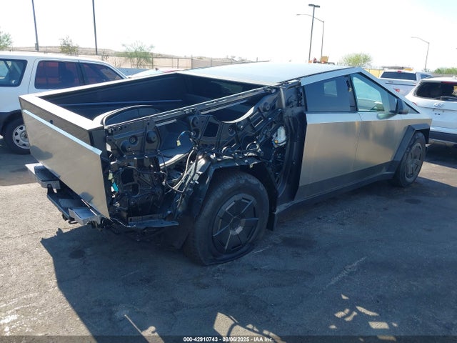 2025 TESLA CYBERTRUCK 7G2CEHEE1SA062023 Photo 5