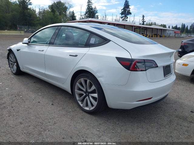 2021 TESLA MODEL 3 5YJ3E1EB4MF997431 Photo 2