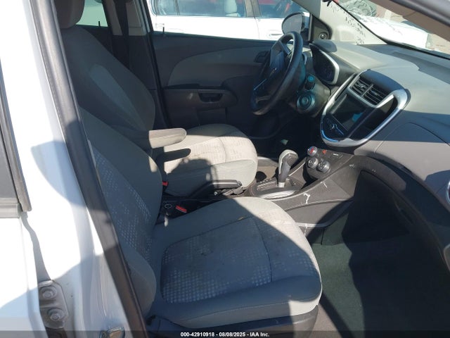 1G1JB5SH4J4106534 Chevrolet luw - mfi, e85 max