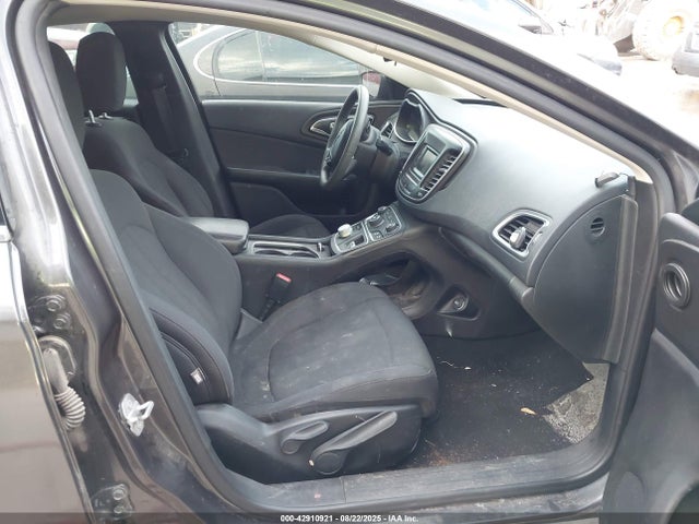 1C3CCCAB7GN166250 Chrysler 200