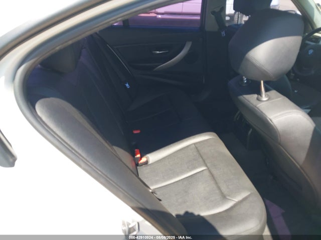 BMW 2015 2015 WBA3B1G58FNT03891 Image 8