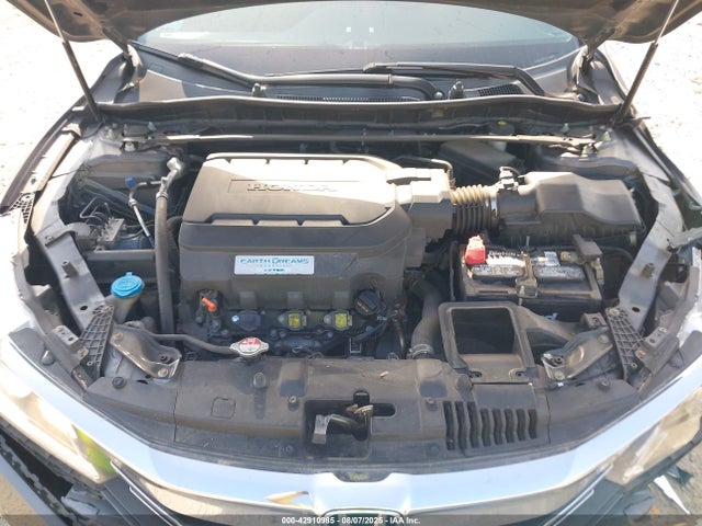 1HGCR3F83HA001412 Honda j35y1