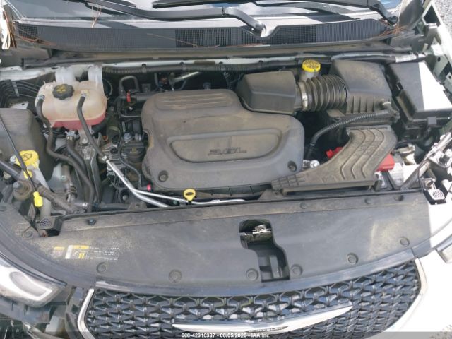 2023 CHRYSLER PACIFICA 2C4RC1FGXPR555420 Photo 9