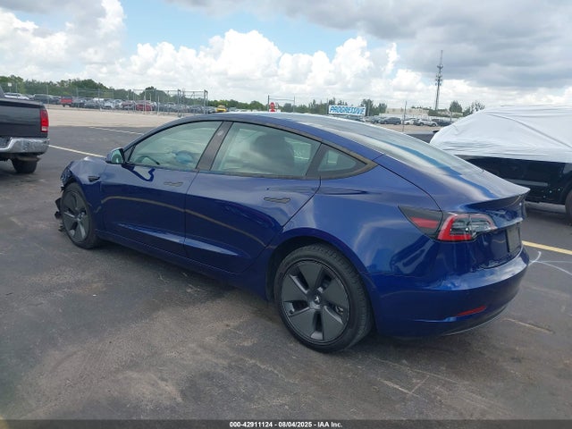 2022 TESLA MODEL 3 5YJ3E1EB7NF332847 Photo 2