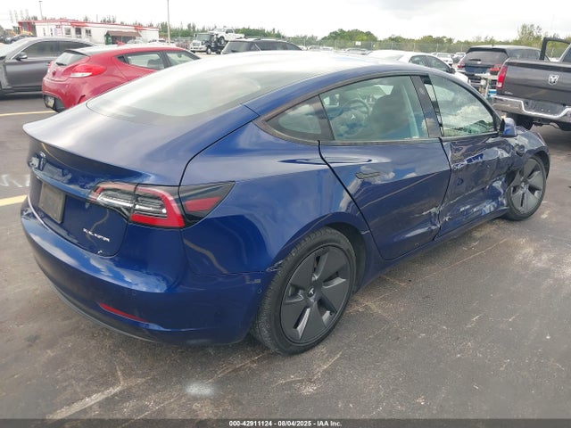 2022 TESLA MODEL 3 5YJ3E1EB7NF332847 Photo 3
