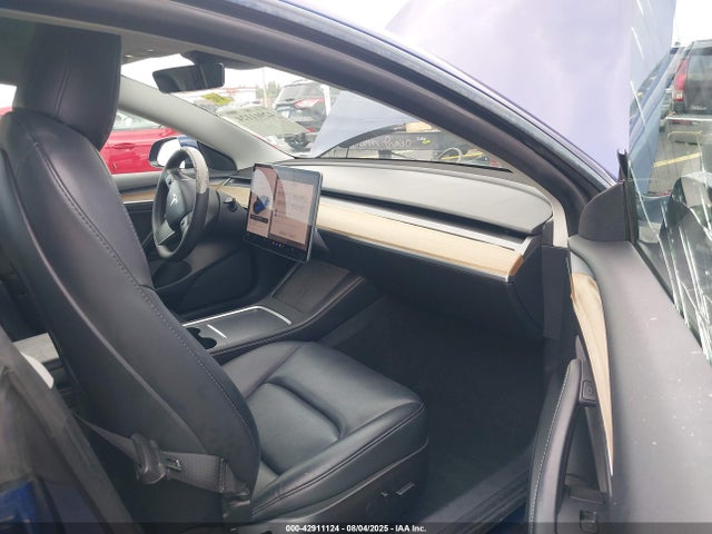 2022 TESLA MODEL 3 5YJ3E1EB7NF332847 Photo 4