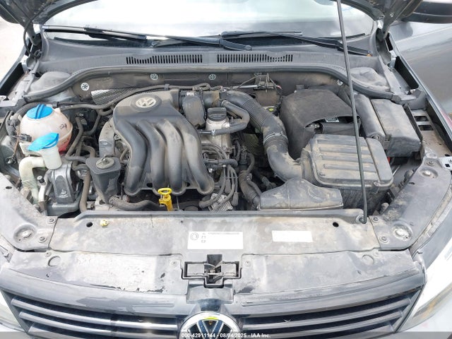 3VW1K7AJ7EM314812 Volkswagen Jetta