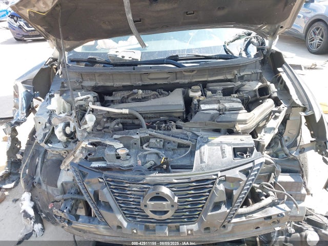 JN8AT2MT4HW146801 Nissan Rogue