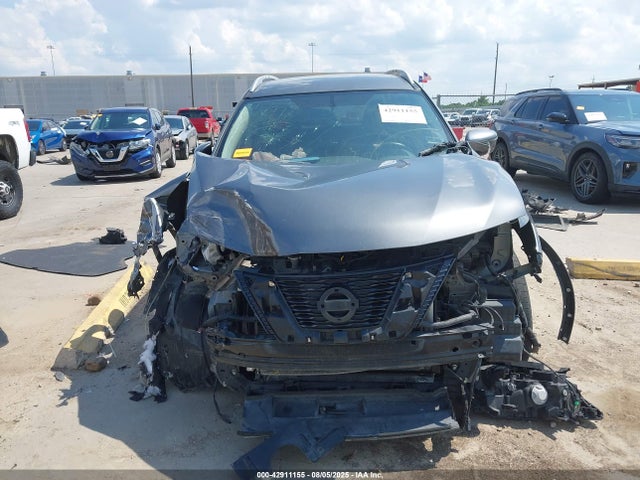 JN8AT2MT4HW146801 Nissan Rogue