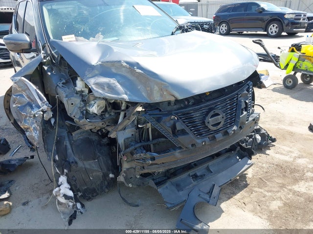 JN8AT2MT4HW146801 Nissan Rogue