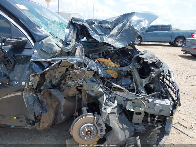 1GNERGKW0MJ162093 Chevrolet lfy