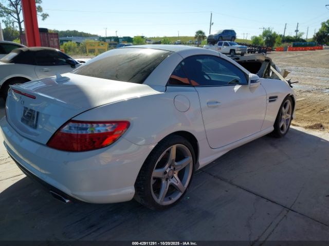 2016 MERCEDES-BENZ SLK 350 WDDPK5HA3GF115465 Photo 3