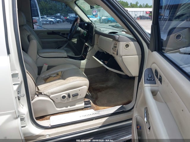 2005 CADILLAC ESCALADE 1GYEC63N05R232831 Photo 4