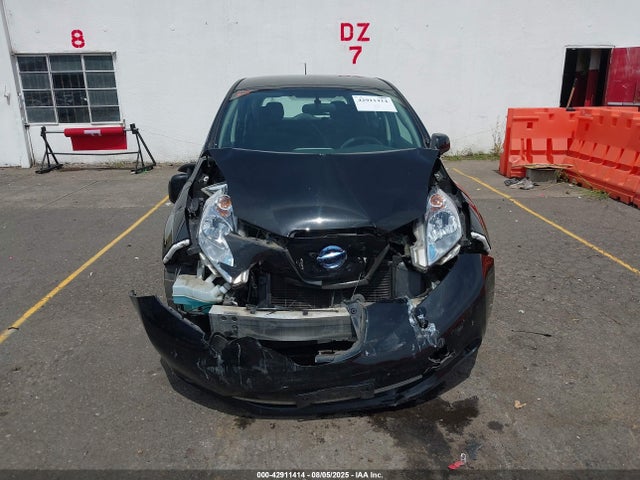 1N4BZ0CP3HC304432 Nissan 2017