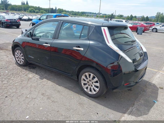 1N4BZ0CP3HC304432 Nissan 2017