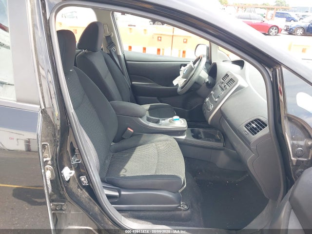 1N4BZ0CP3HC304432 Nissan 2017