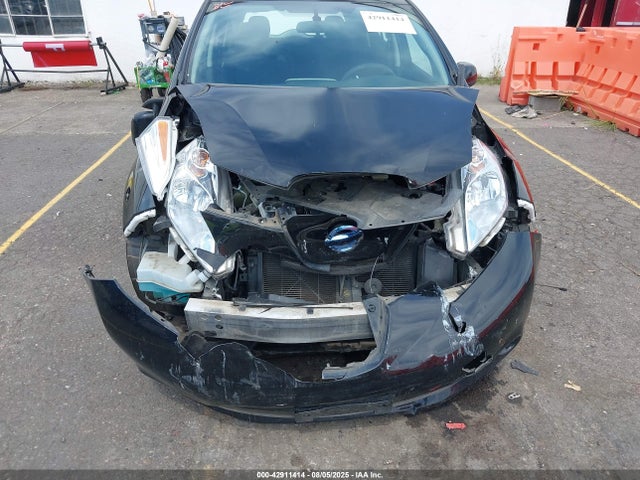 1N4BZ0CP3HC304432 Nissan 2017