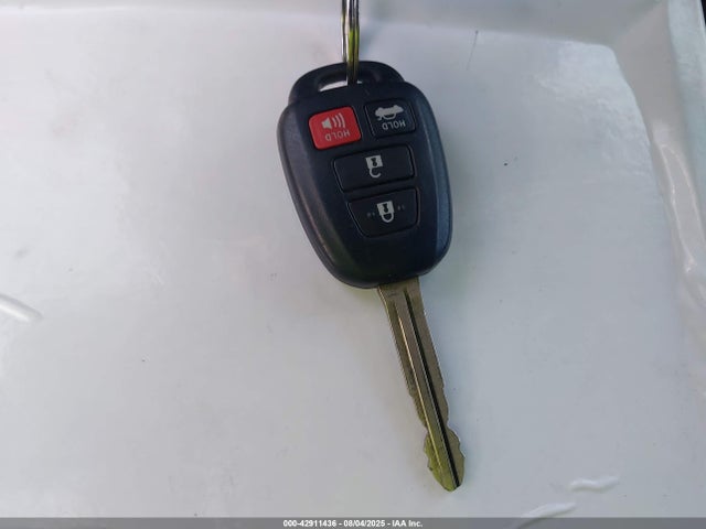 Toyota 2zr-fe 2014 5YFBURHE7EP019384 Image 11