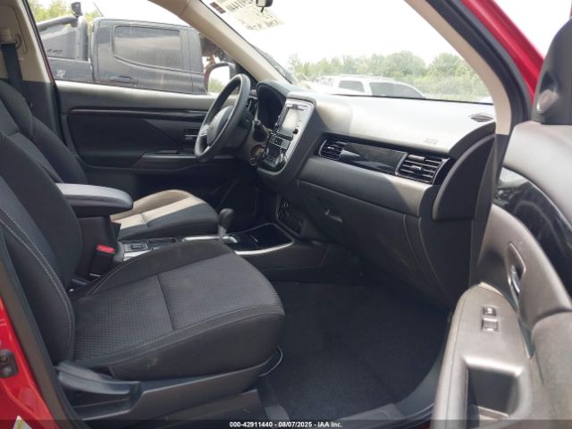 2019 MITSUBISHI OUTLANDER JA4AD2A3XKZ012243 Photo 4
