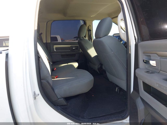 RAM 1500 2019 1C6RR6TT3KS561765 Image 8