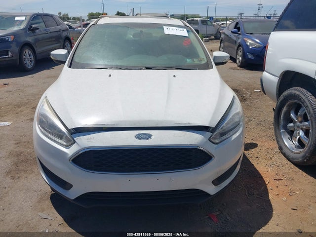 Ford 2016 2016 1FADP3K22GL213740 Image 6