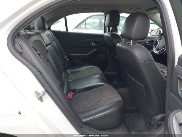 Chevrolet lkw 2014 1G11E5SL2EF248516 Image 8