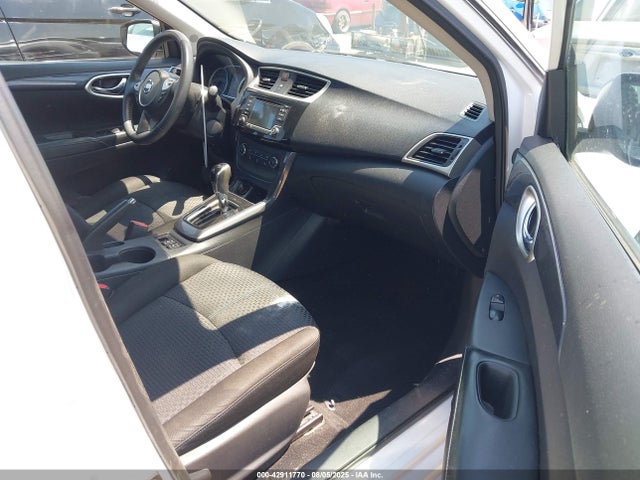 3N1AB7AP8HY385511 Nissan 2017