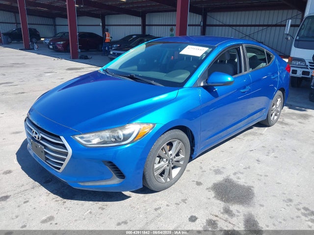 5NPD84LF2HH171364 Hyundai 2017