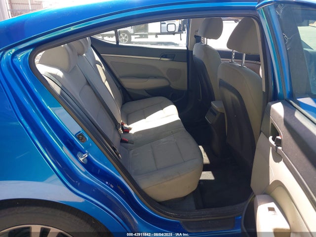 5NPD84LF2HH171364 Hyundai 2017
