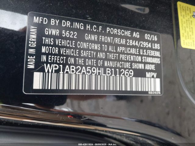 2017 PORSCHE MACAN WP1AB2A59HLB11269 Photo 8