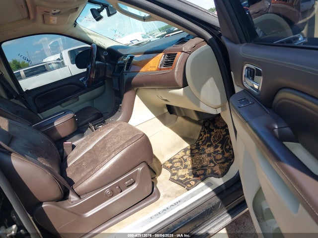 2010 CADILLAC ESCALADE 1GYUKDEF4AR152919 Photo 4