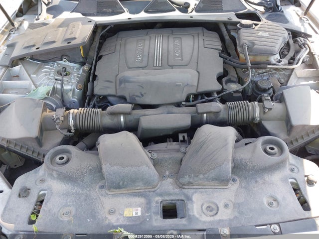 2012 JAGUAR XJ SAJWA1CB0CLV24845 Photo 9