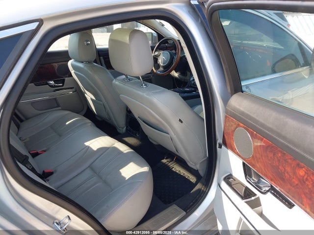 2012 JAGUAR XJ SAJWA1CB0CLV24845 Photo 7