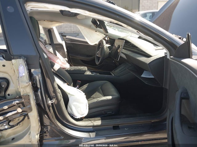 2024 TESLA MODEL 3 5YJ3E1EB6RF812903 Photo 4