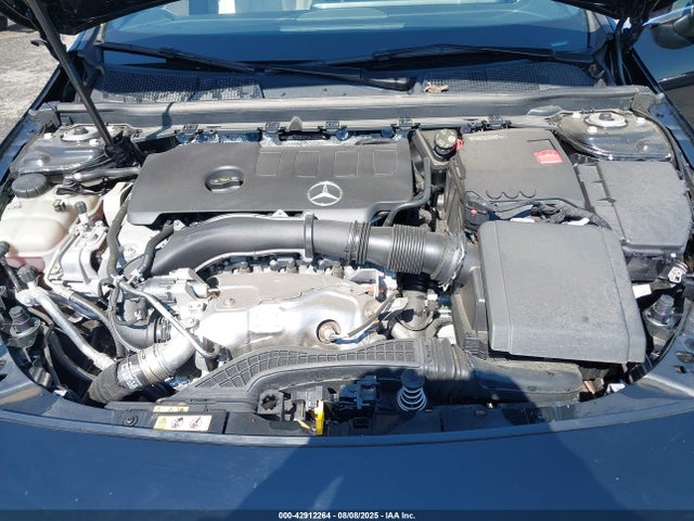 W1K5J4GB2PN412599 Mercedes-Benz m260