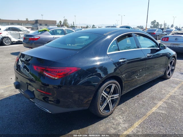 W1K5J4GB2PN412599 Mercedes-Benz m260