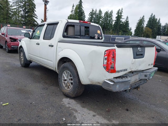 1N6AD0EV0HN746361 Nissan 2017