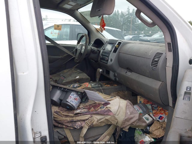 1N6AD0EV0HN746361 Nissan 2017