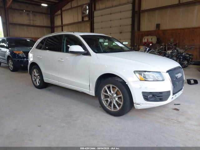 2011 AUDI Q5 WA1LFAFP1BA052881 Photo 0