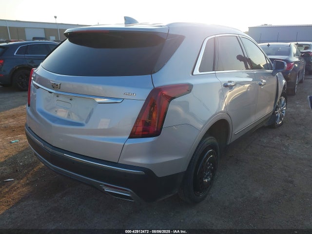 2020 CADILLAC XT5 1GYKNCRS5LZ151068 Photo 3